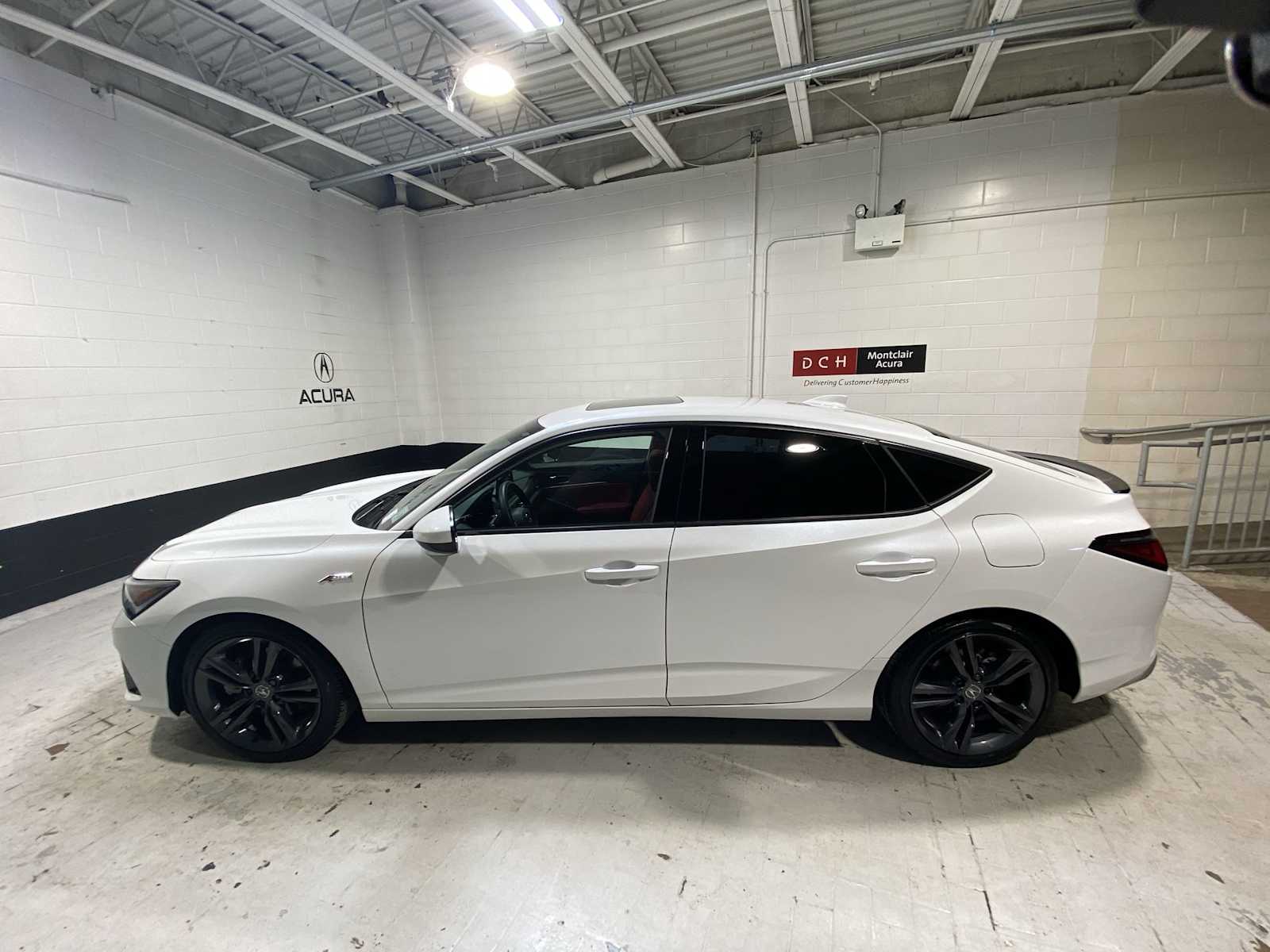 Thumbnail: 2025 Acura Integra - 3