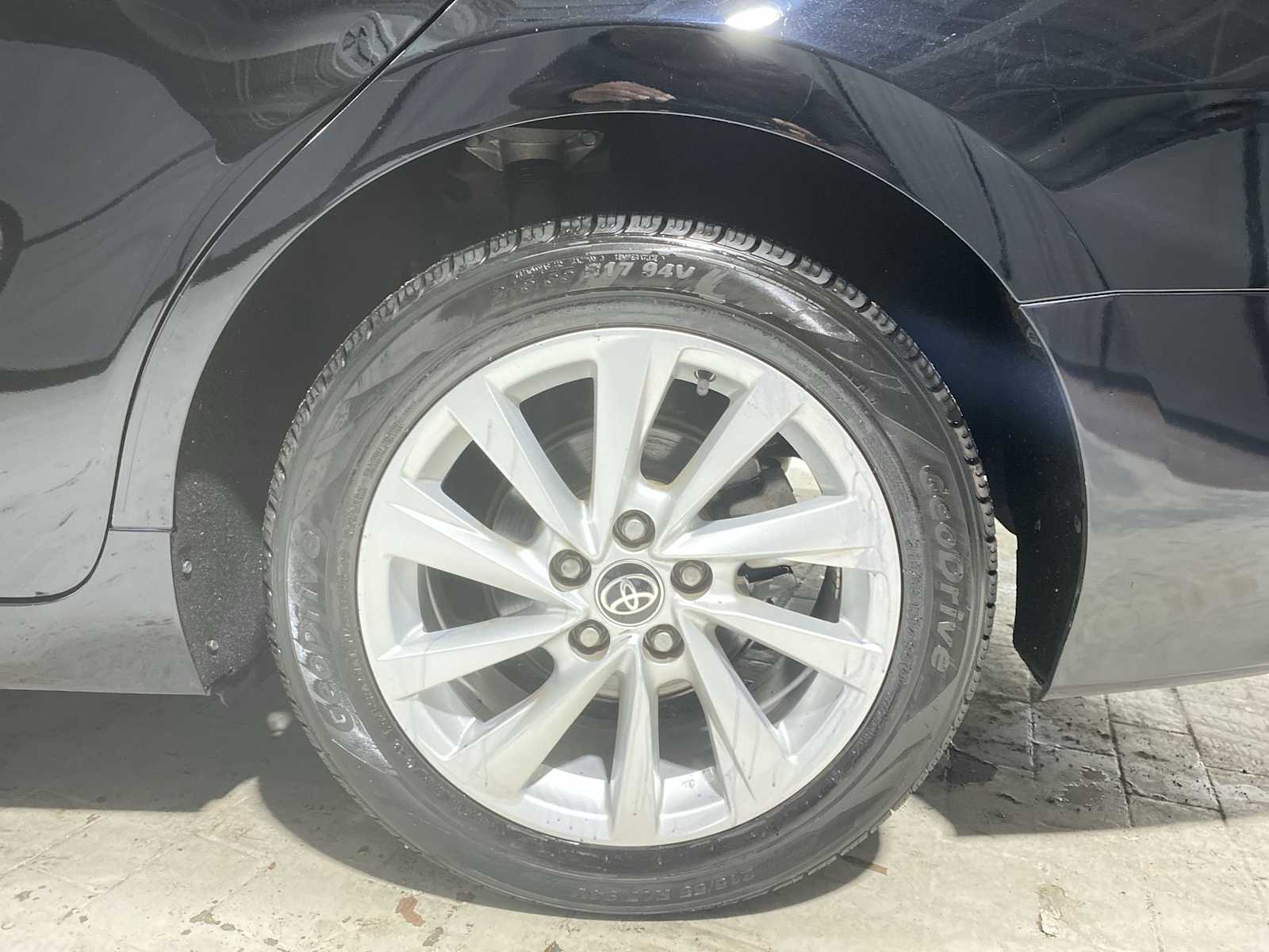 Thumbnail: 2021 Toyota Camry - 8