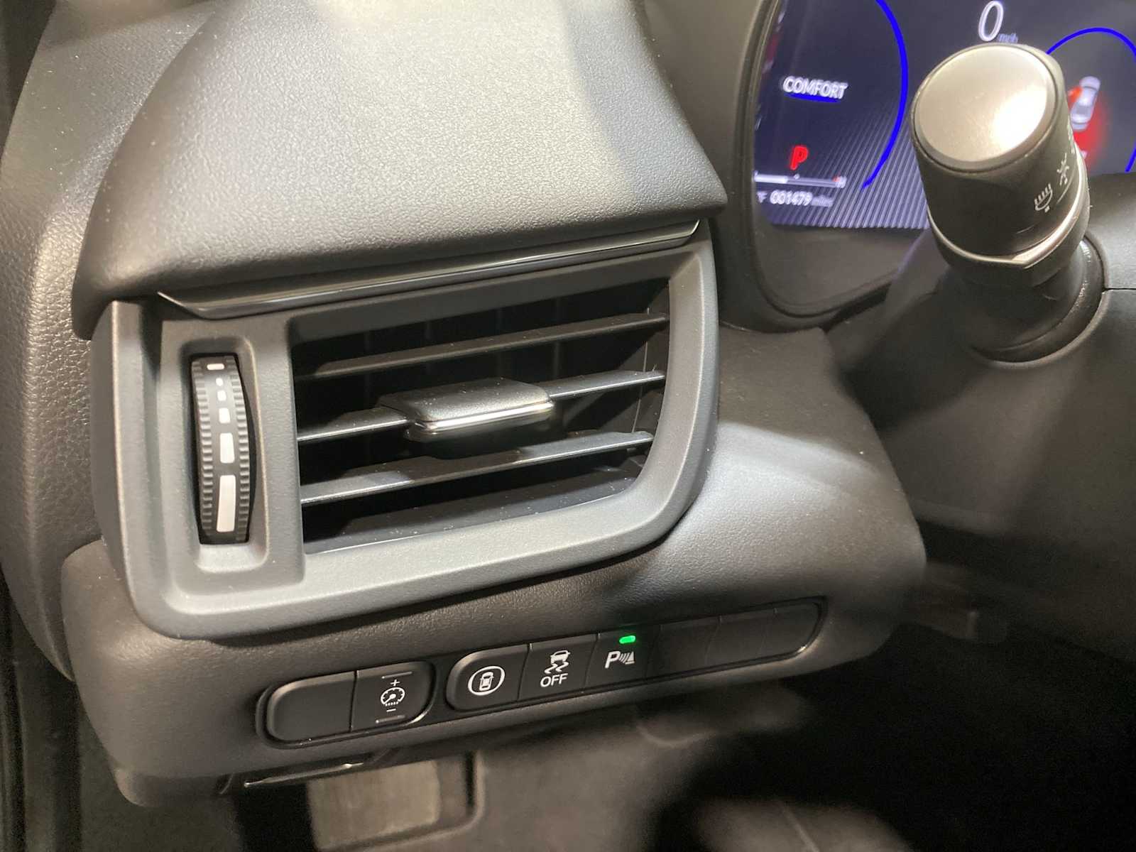 Thumbnail: 2025 Acura TLX - 24