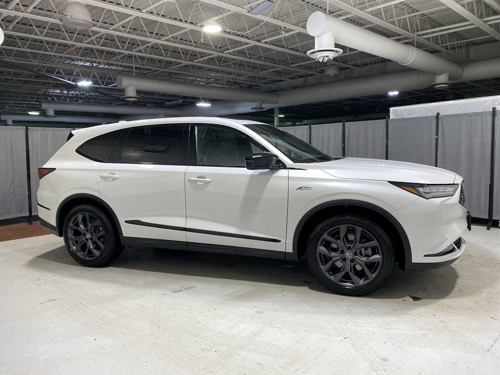 2023 Acura MDX Base 27