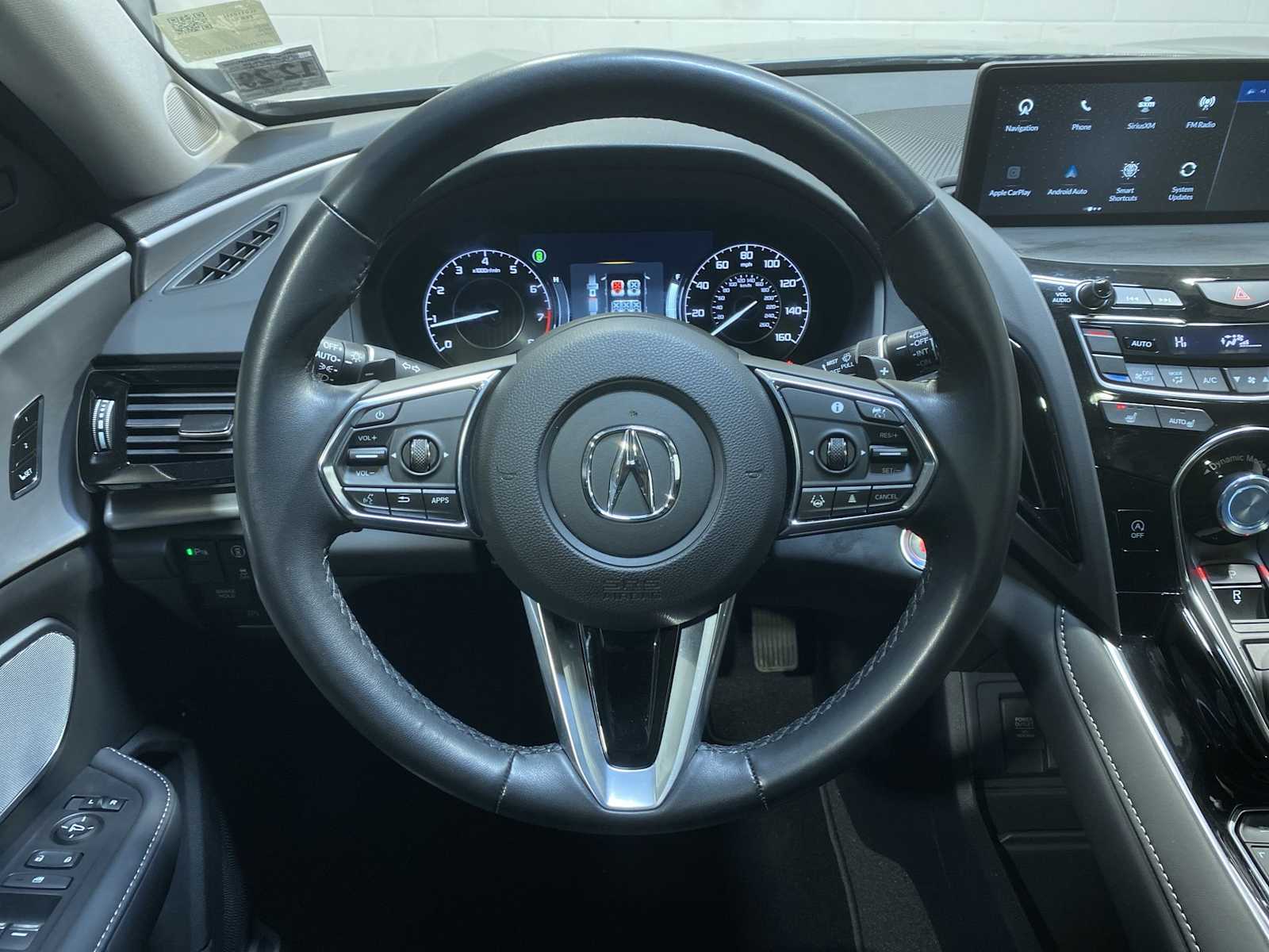 Thumbnail: 2025 Acura RDX - 15