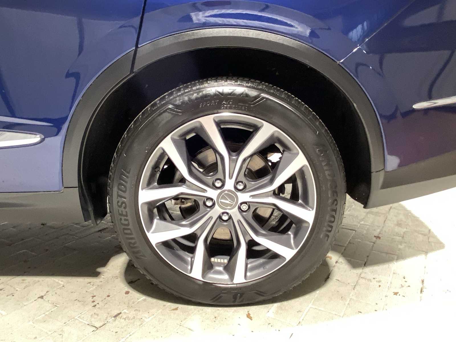 Thumbnail: 2023 Acura MDX - 8