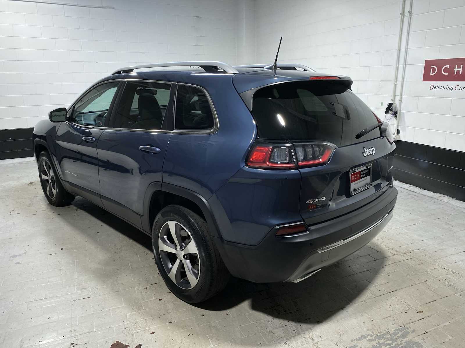 Thumbnail: 2020 Jeep Cherokee - 4