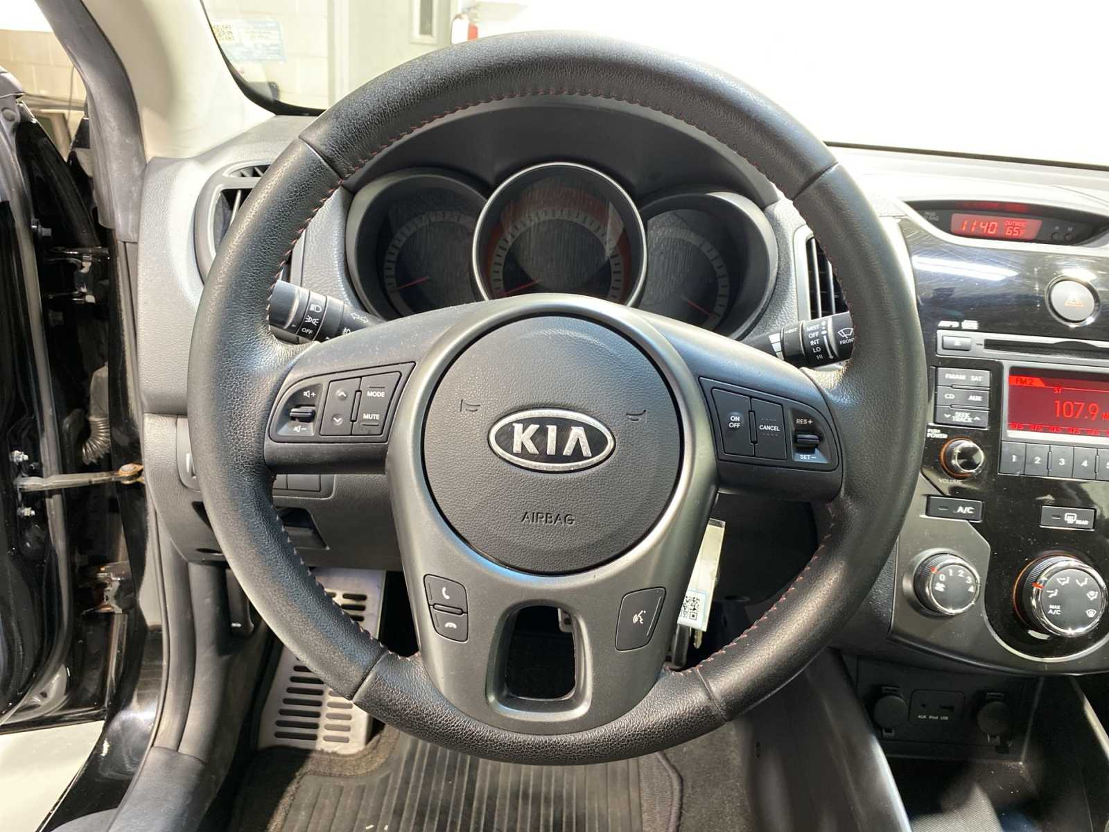 2012 Kia Forte SX 14