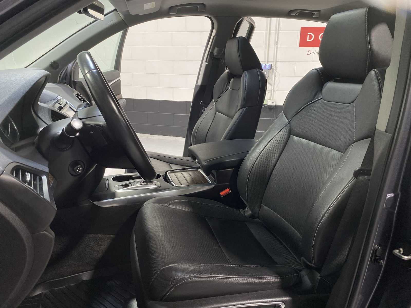 Thumbnail: 2020 Acura MDX - 11