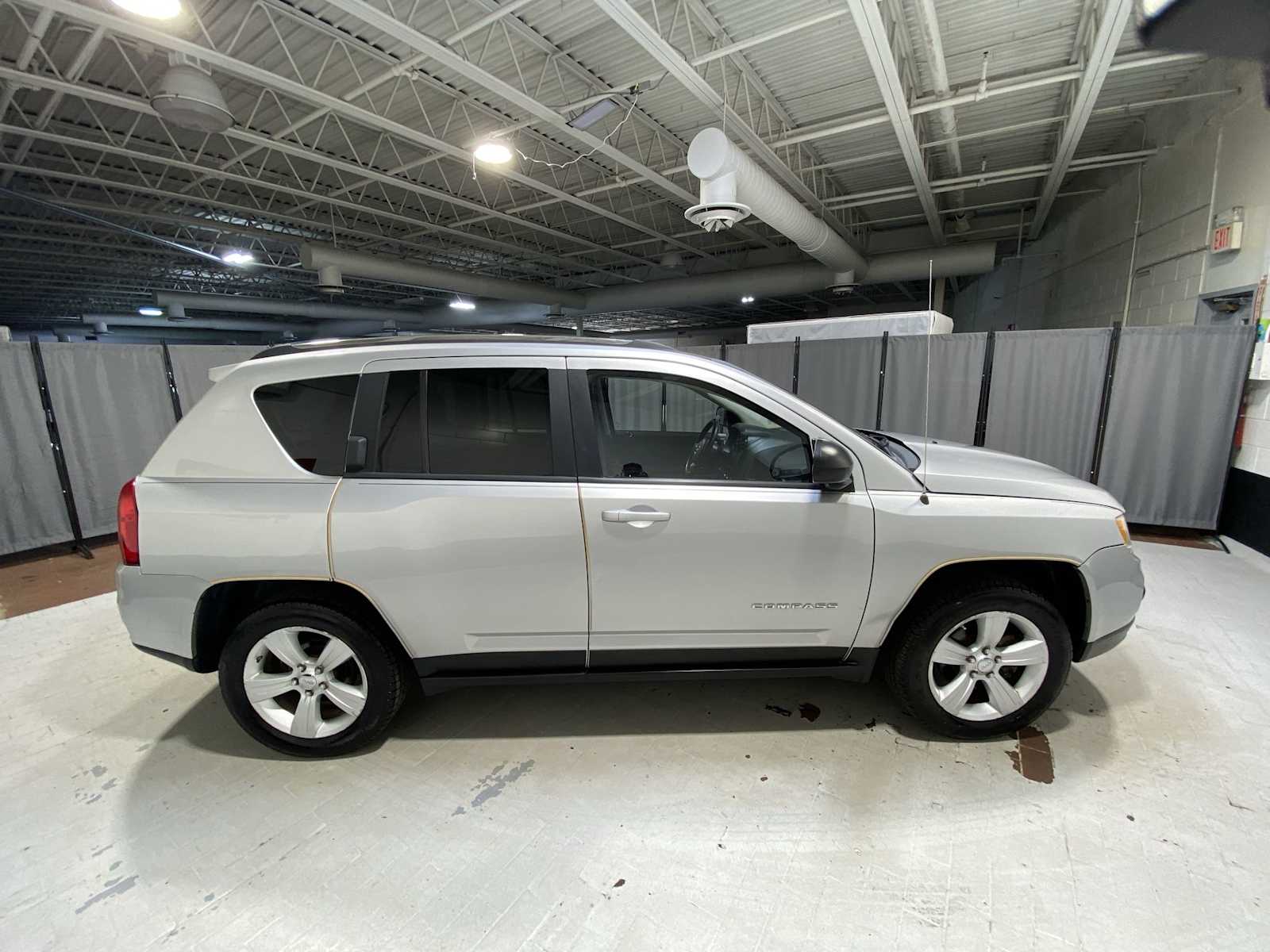 Thumbnail: 2012 Jeep Compass - 27