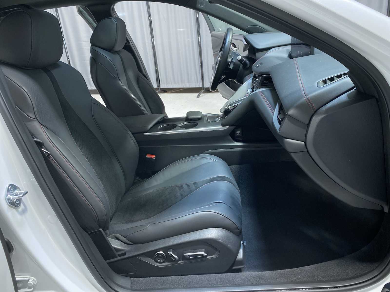 Thumbnail: 2025 Acura TLX - 14