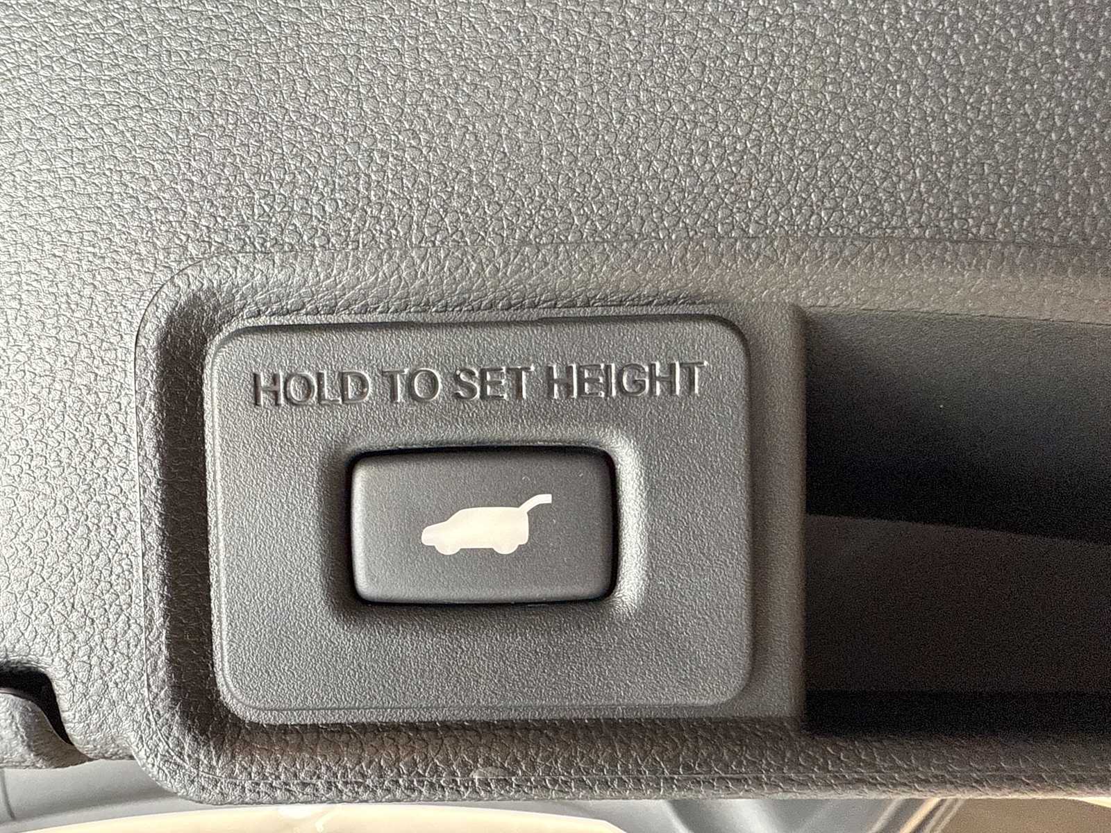 Thumbnail: 2026 Acura RDX - 29