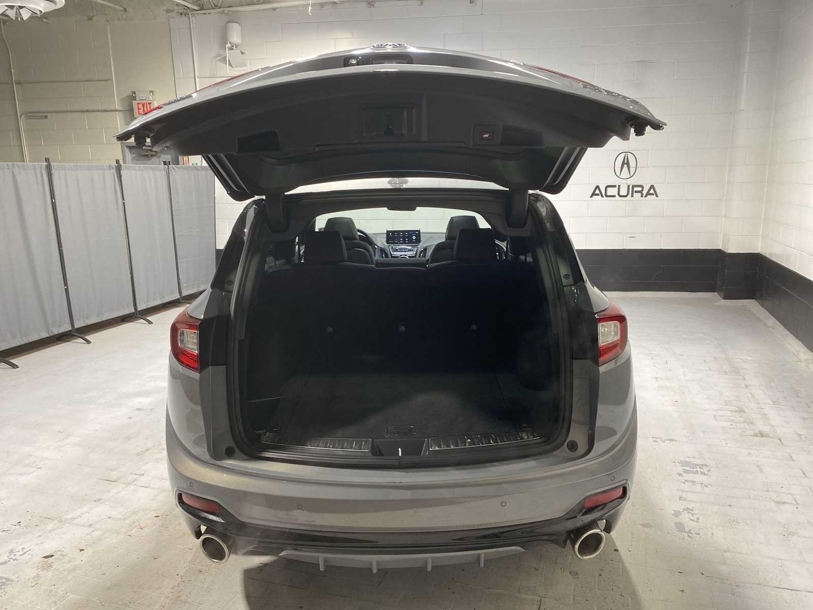 Thumbnail: 2025 Acura RDX - 19