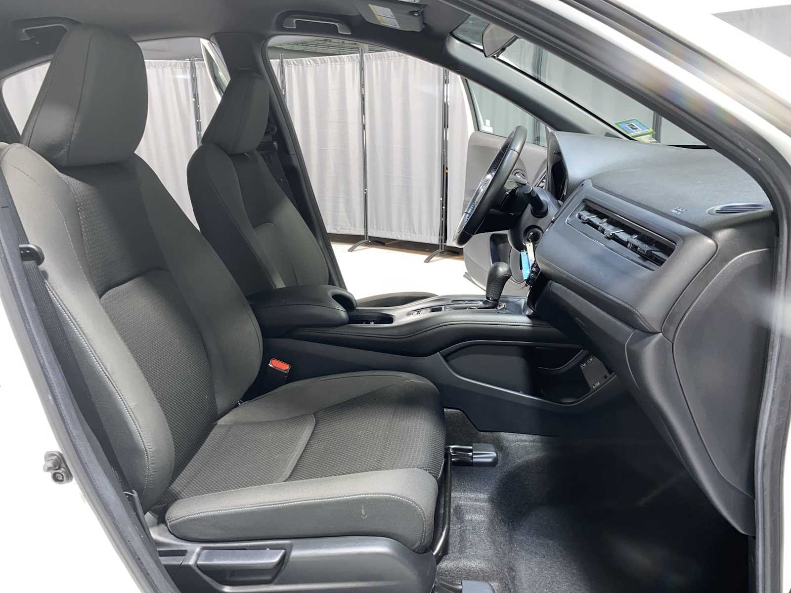 Thumbnail: 2020 Honda HR-V - 14