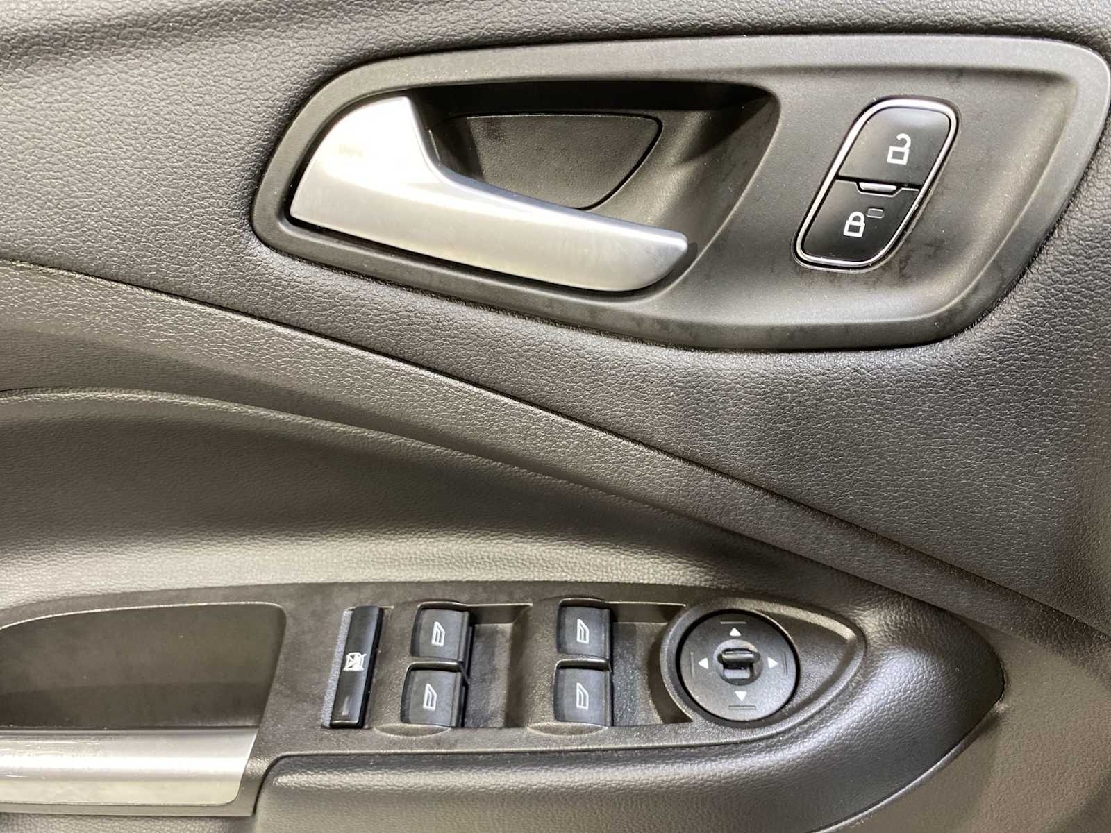 Thumbnail: 2018 Ford Escape - 23