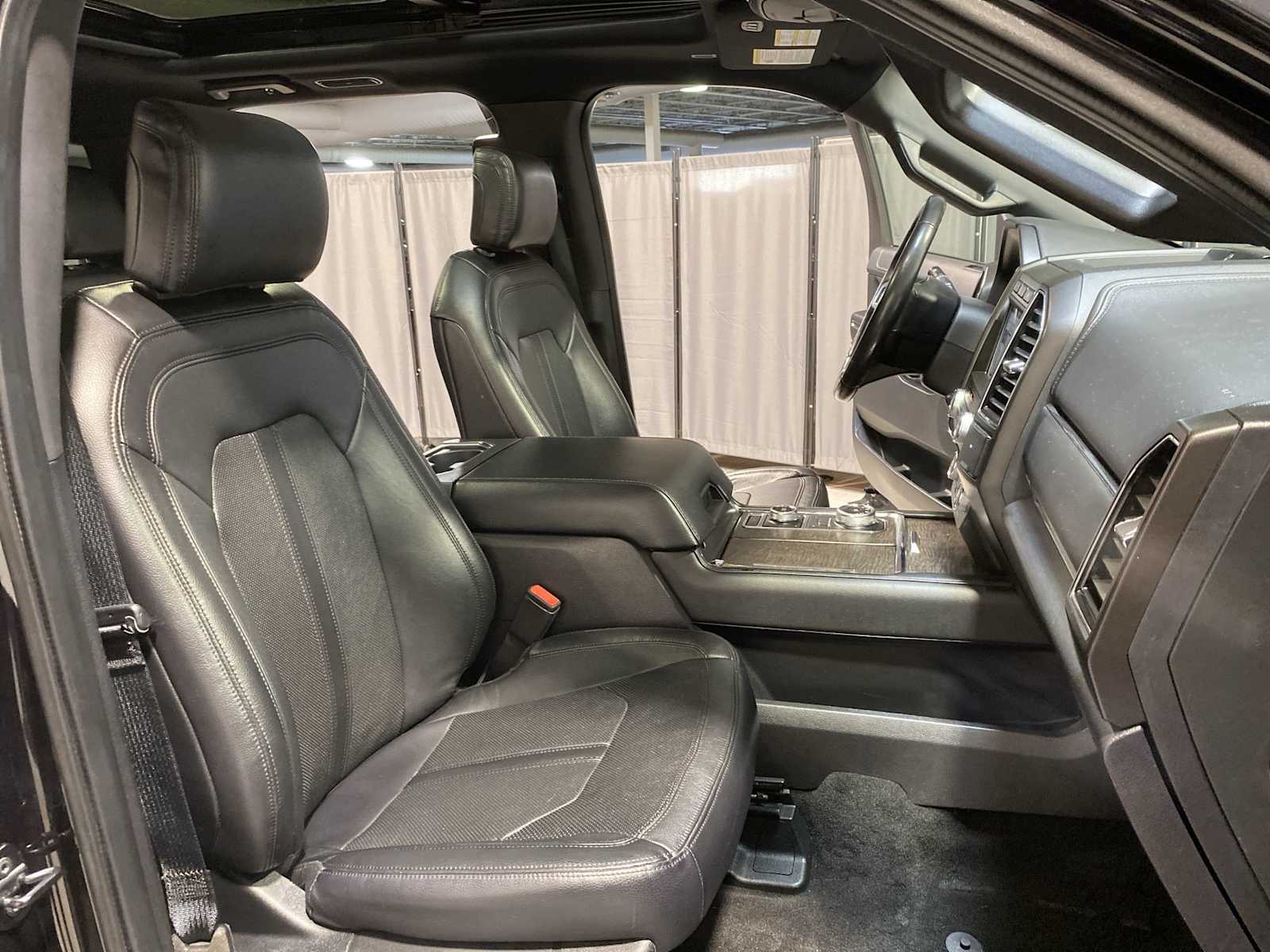 Thumbnail: 2019 Ford Expedition - 13