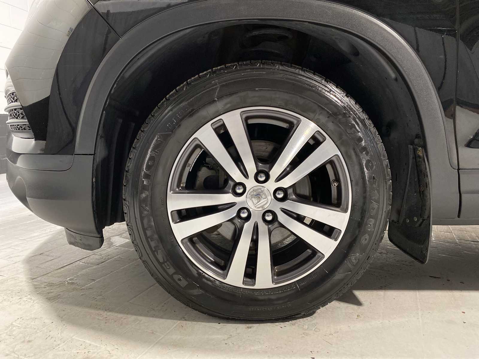 Thumbnail: 2016 Honda Pilot - 8