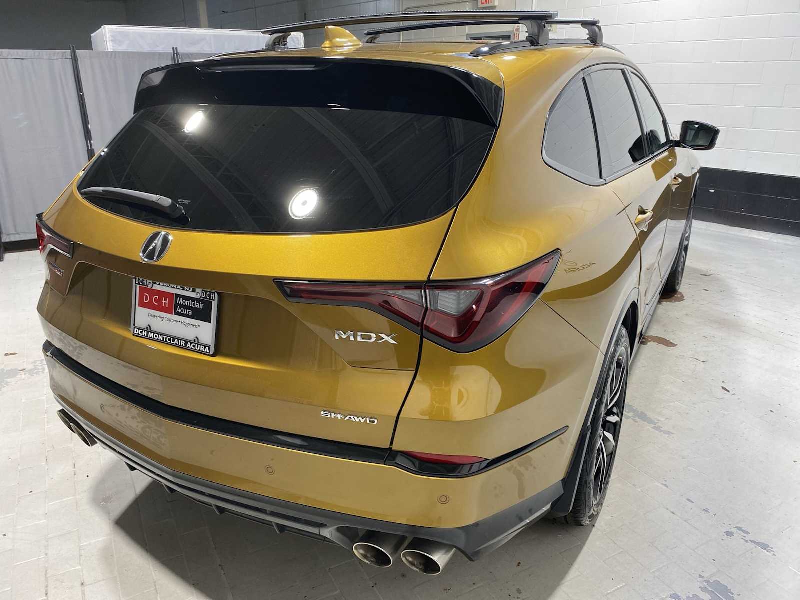 Thumbnail: 2022 Acura MDX - 26
