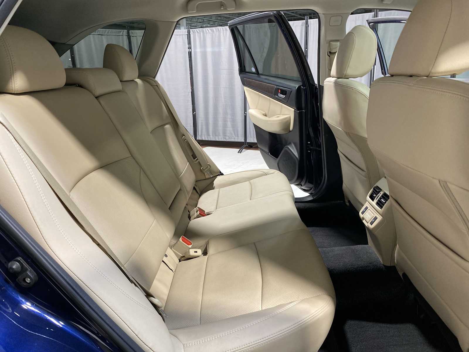 2018 Subaru Outback Limited 13
