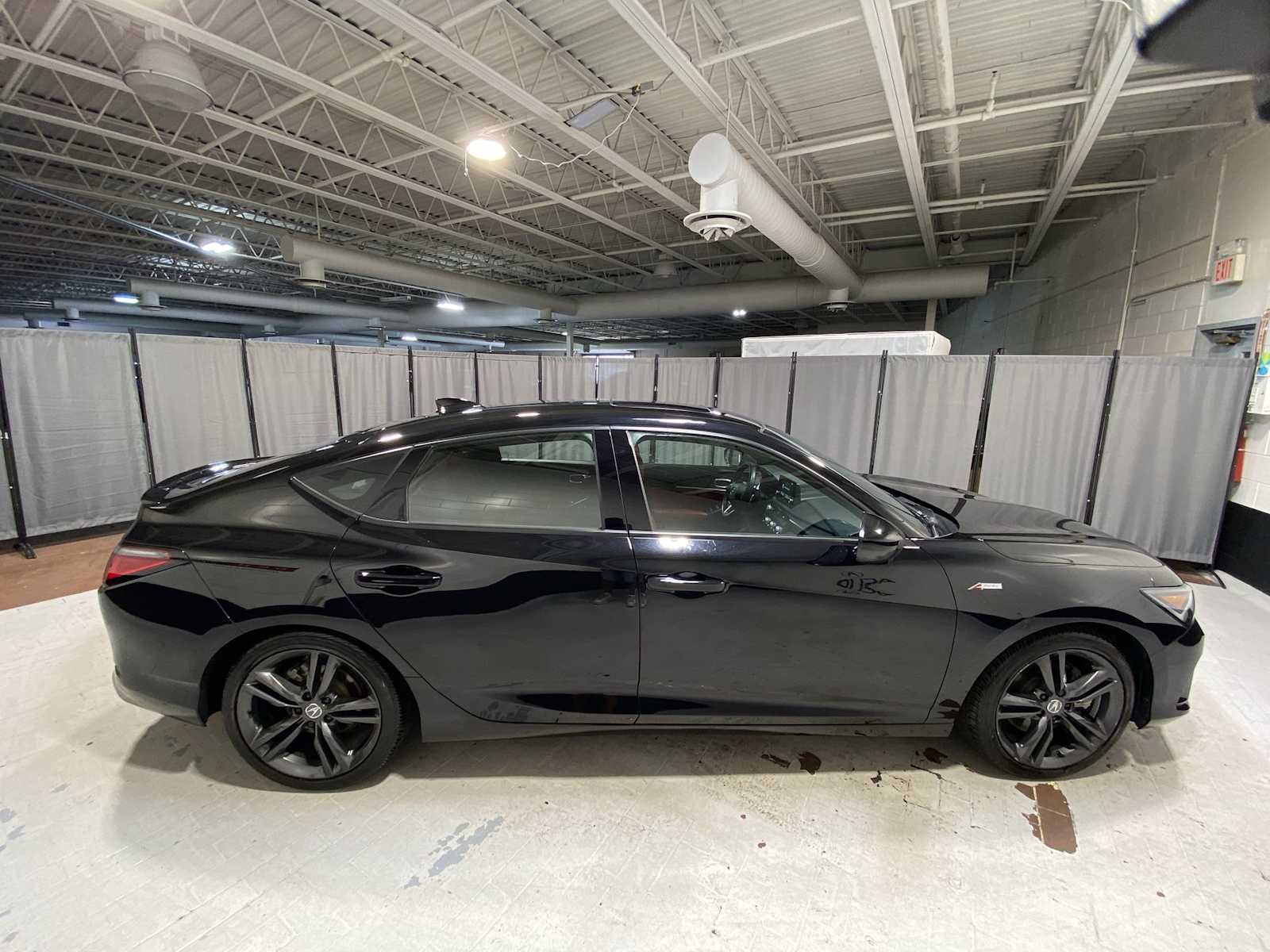 Thumbnail: 2023 Acura Integra - 27