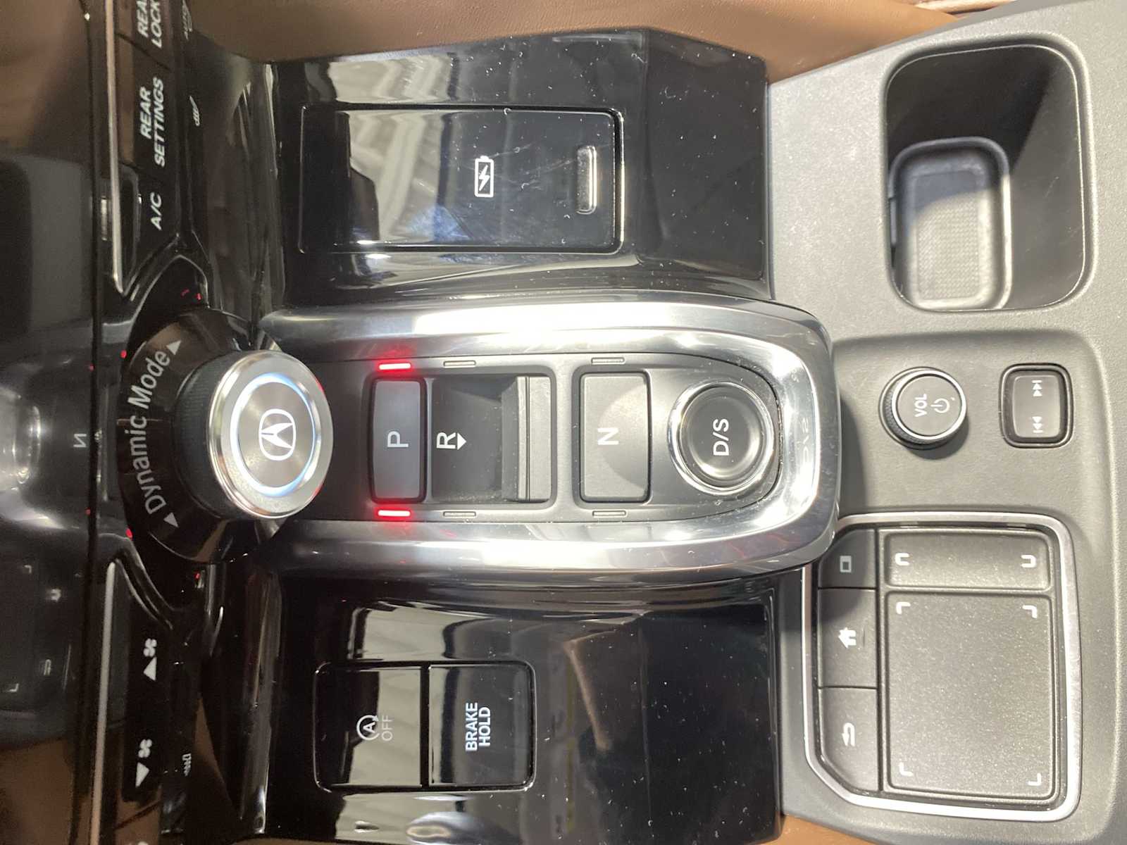 Thumbnail: 2023 Acura MDX - 17