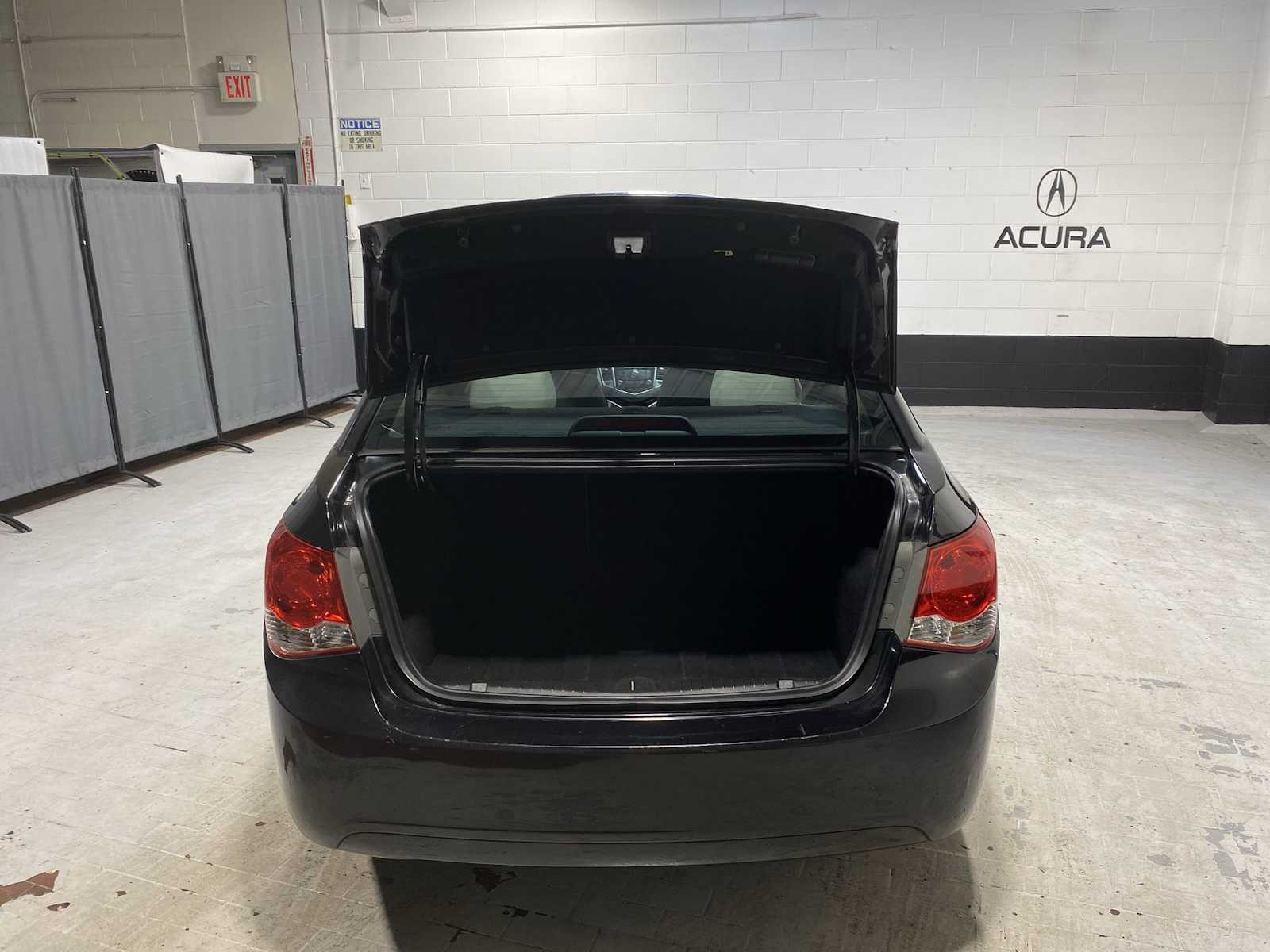 Thumbnail: 2015 Chevrolet Cruze - 19