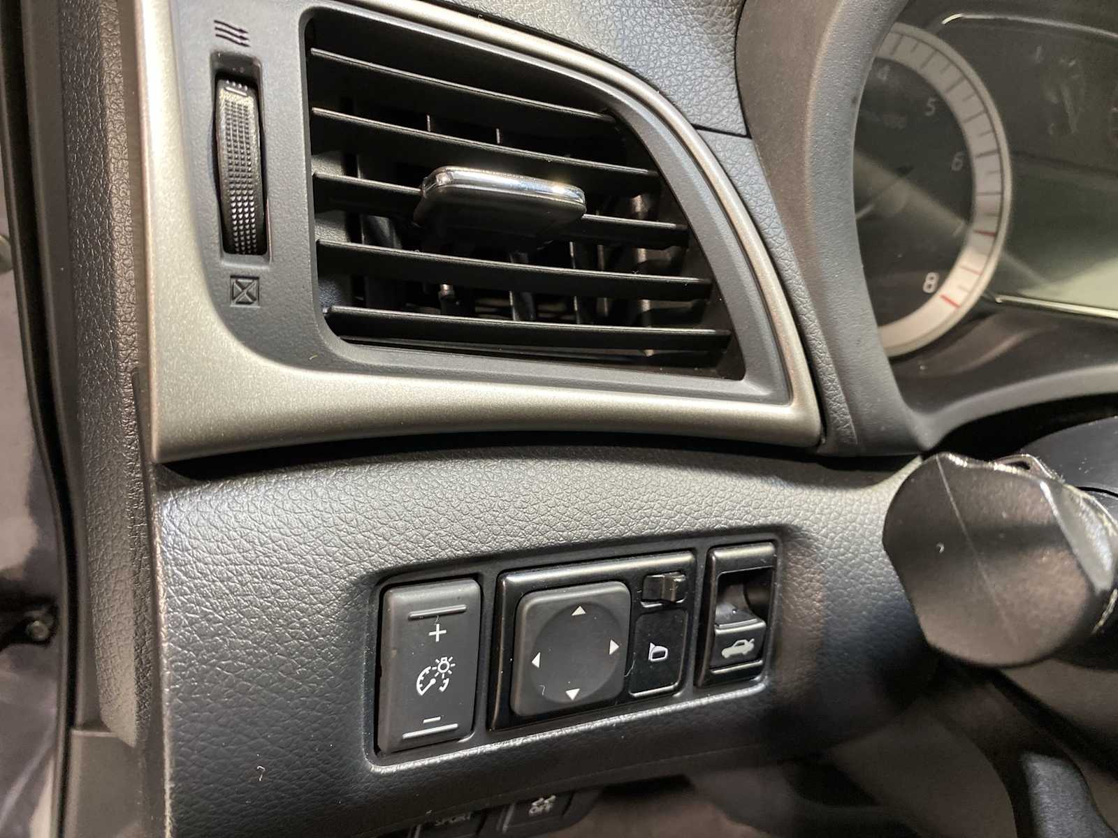 2014 Nissan Sentra SL 24