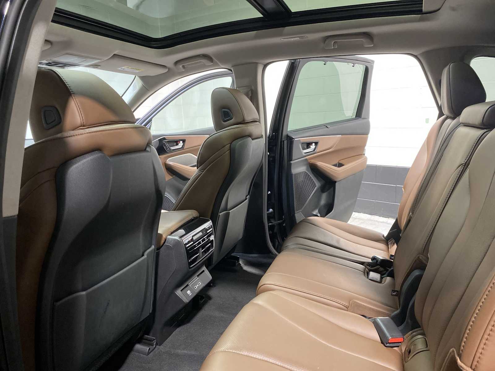 Thumbnail: 2024 Acura MDX - 12
