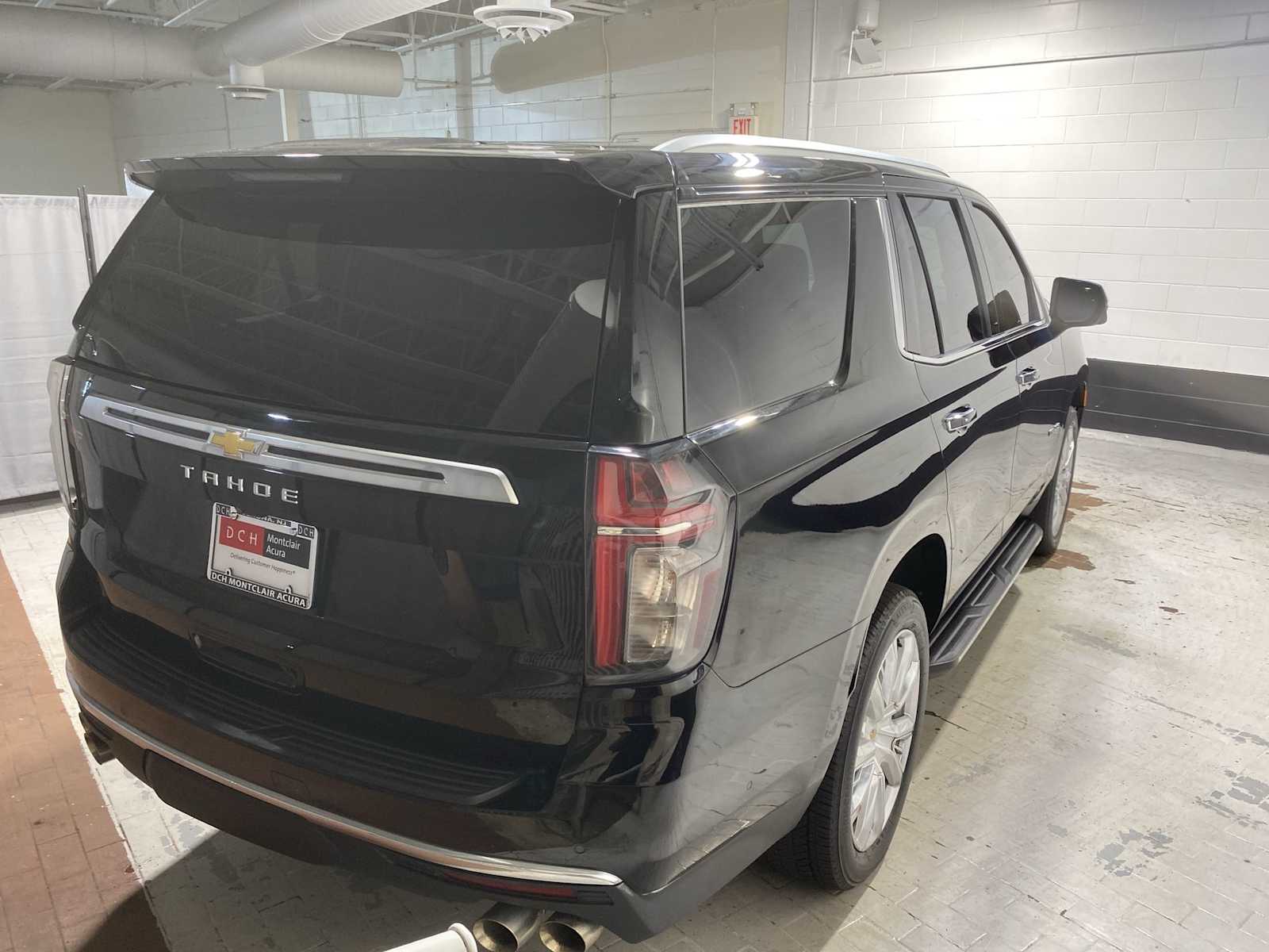 Thumbnail: 2023 Chevrolet Tahoe - 26