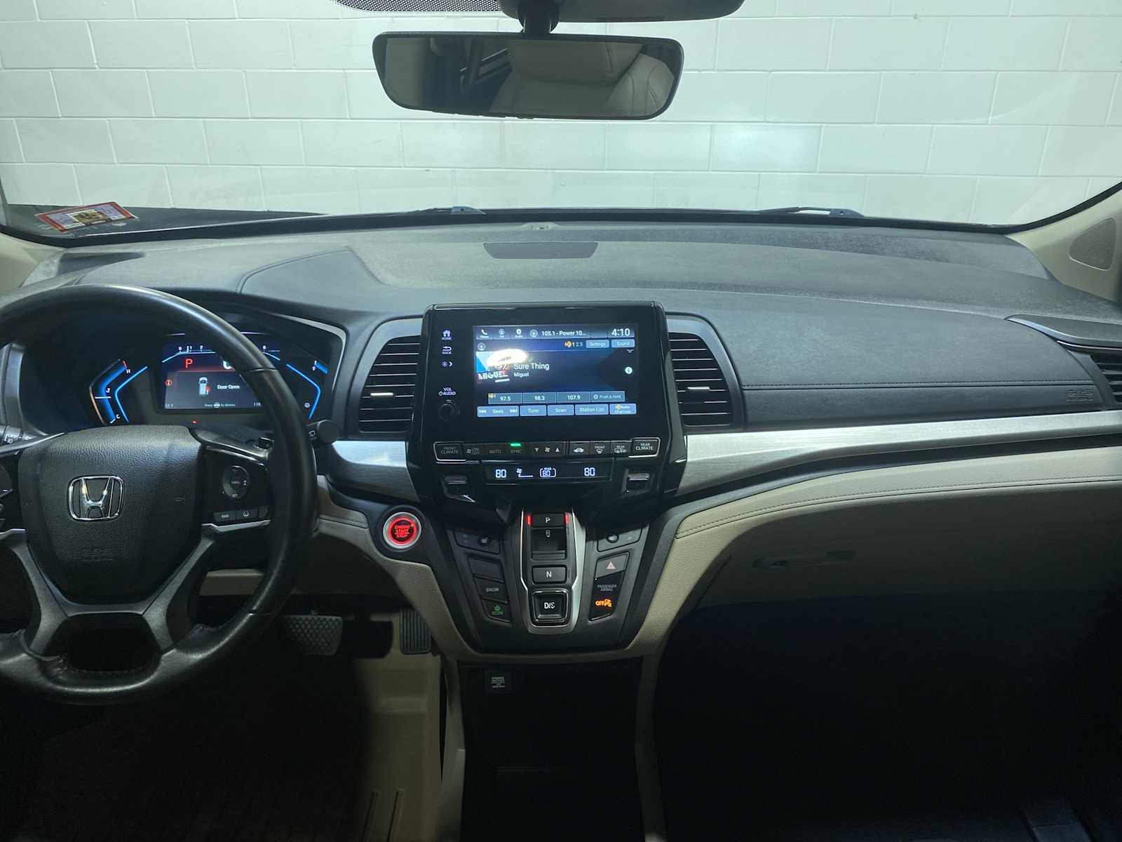 Thumbnail: 2018 Honda Odyssey - 10