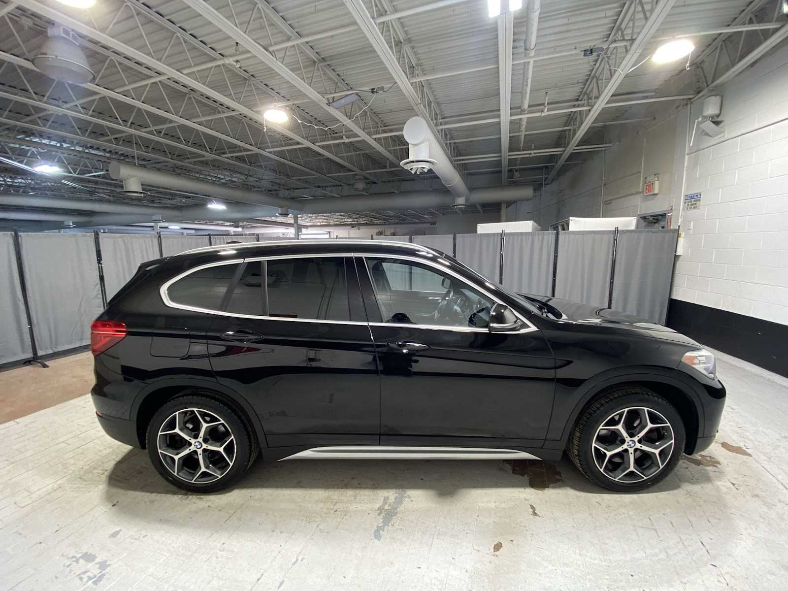 Thumbnail: 2018 BMW X1 - 27