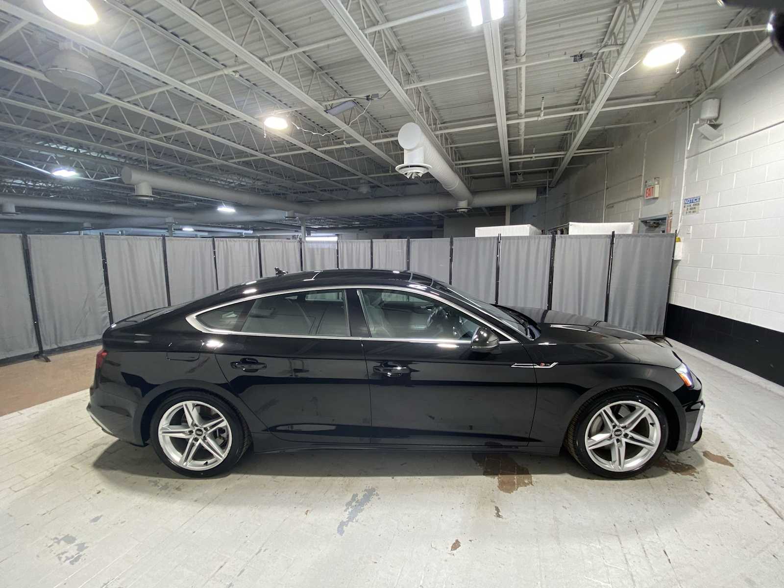 Thumbnail: 2022 Audi A5 - 27