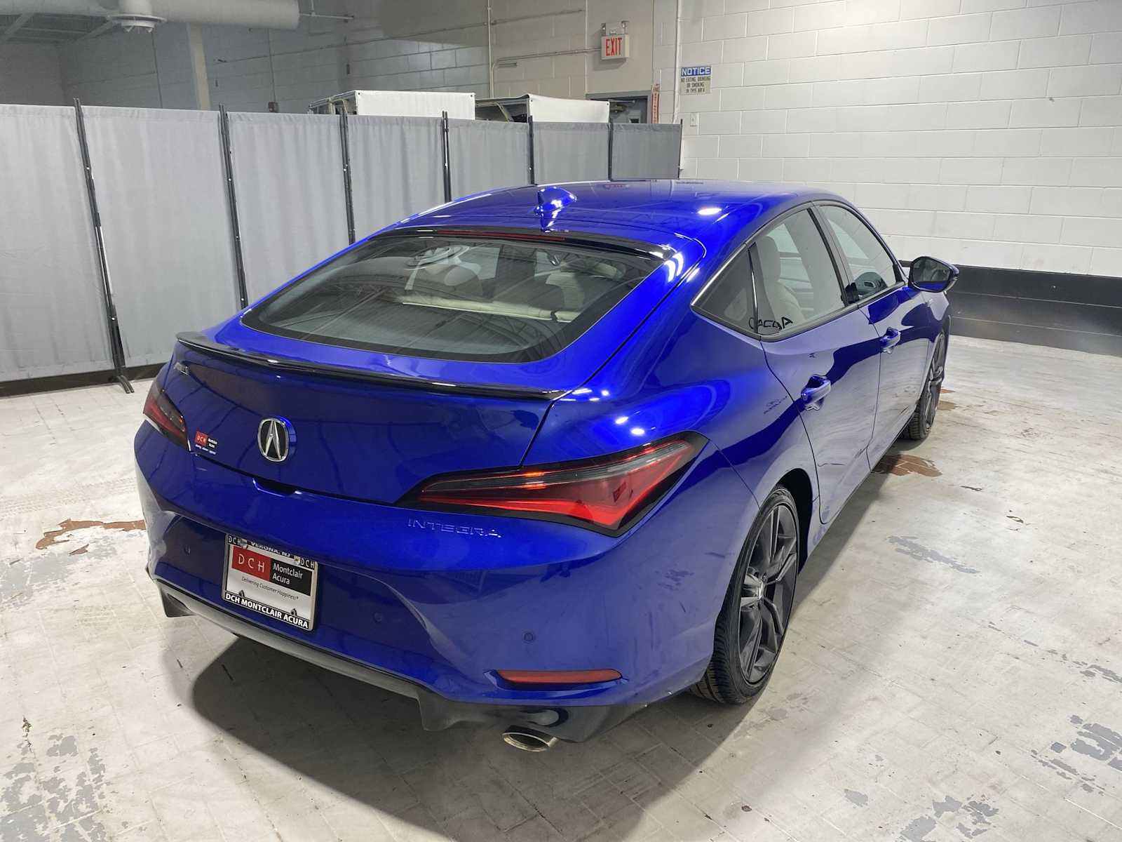 Thumbnail: 2023 Acura Integra - 26