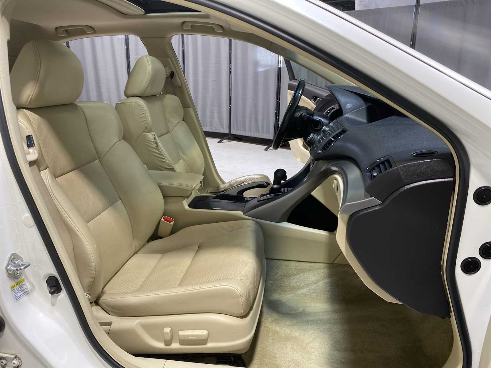 Thumbnail: 2010 Acura TSX - 14