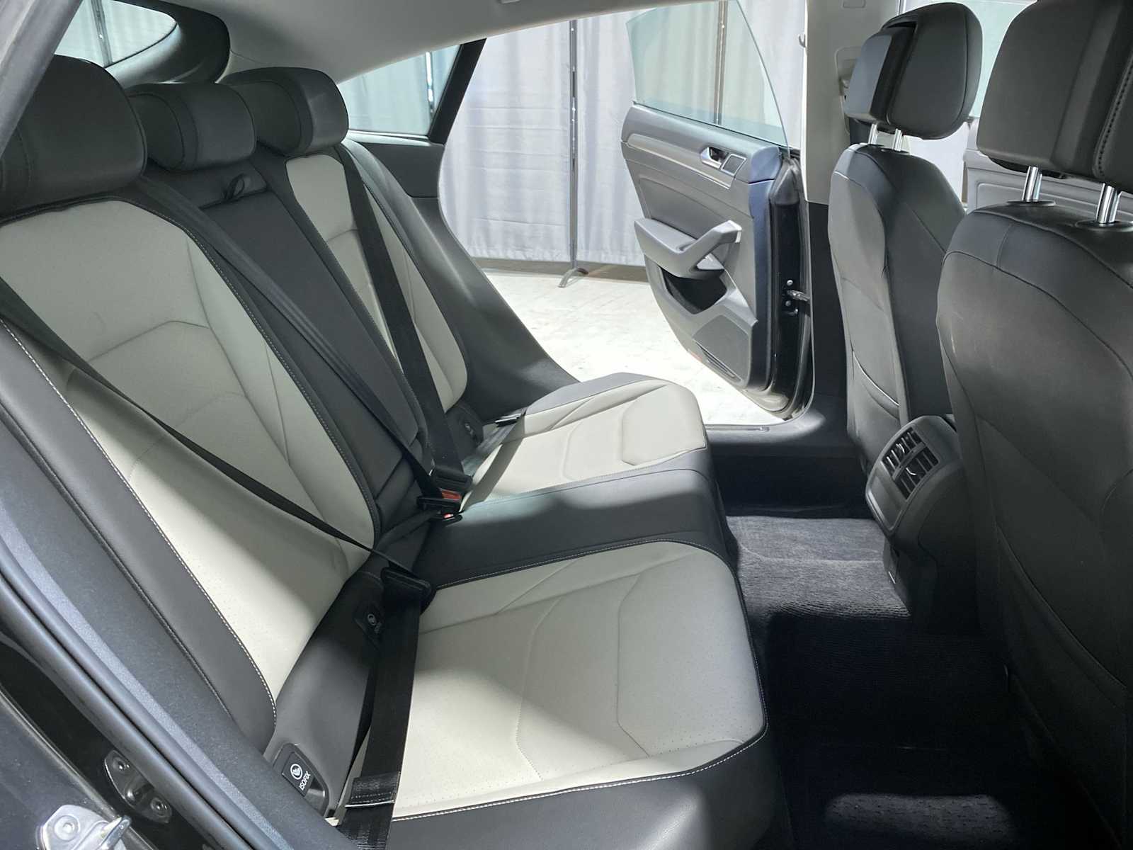 Thumbnail: 2019 Volkswagen Arteon - 13