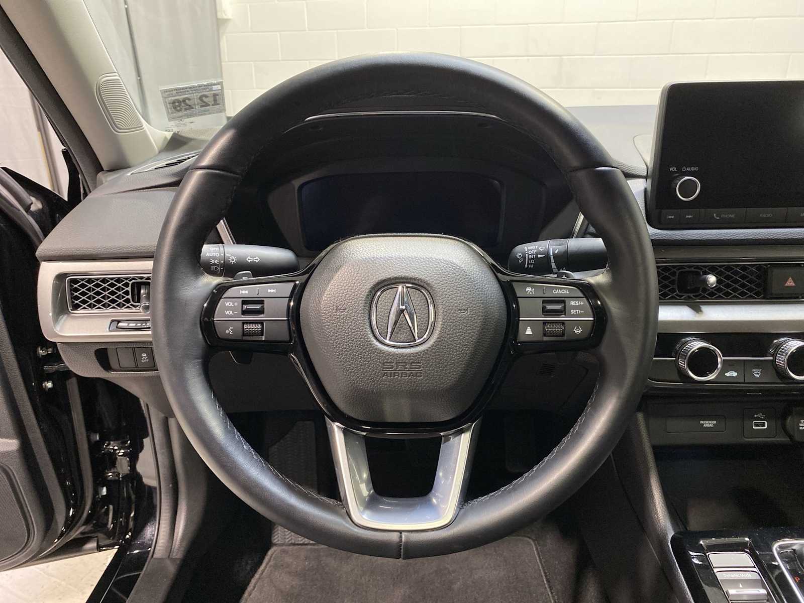 Thumbnail: 2025 Acura Integra - 15