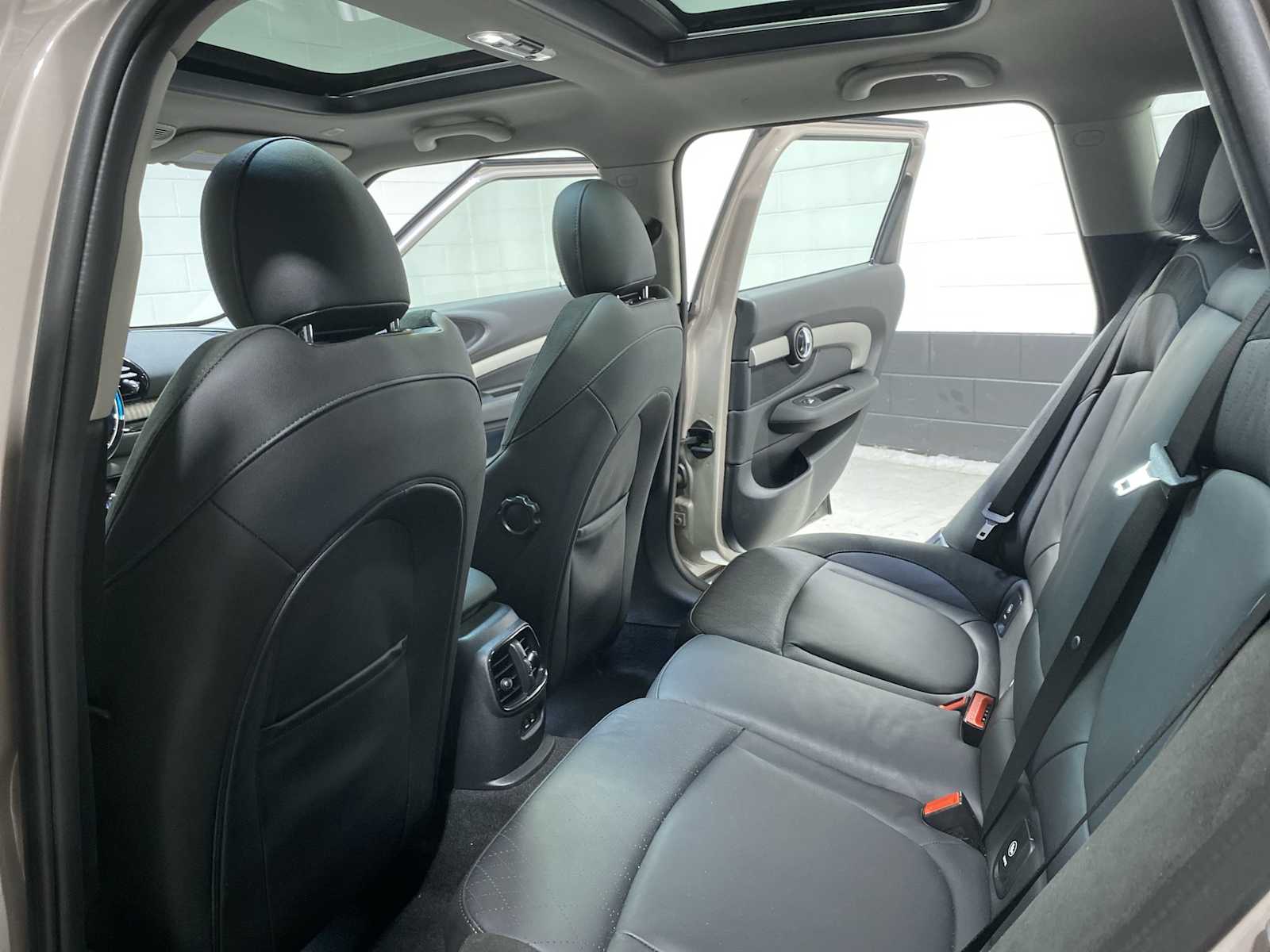 Thumbnail: 2024 MINI Cooper Clubman - 12