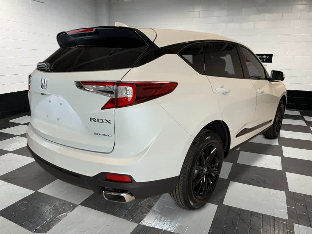 Thumbnail: 2025 Acura RDX - 5