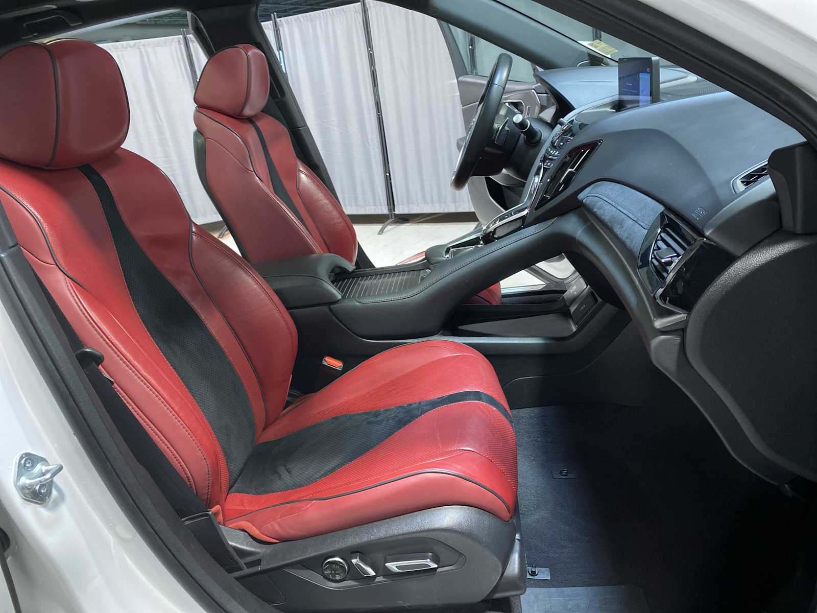 Thumbnail: 2021 Acura RDX - 14