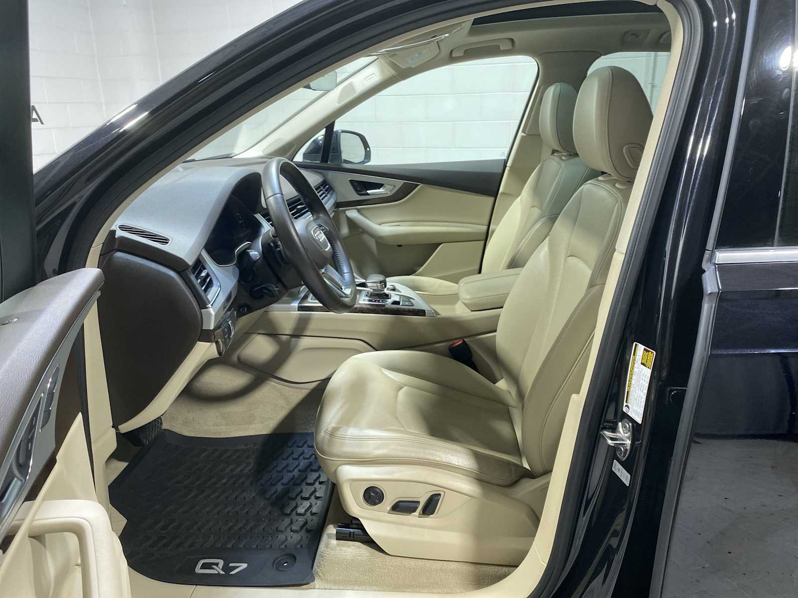 Thumbnail: 2019 Audi Q7 - 2