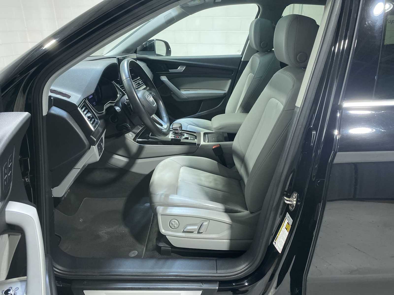 Thumbnail: 2021 Audi Q5 - 2