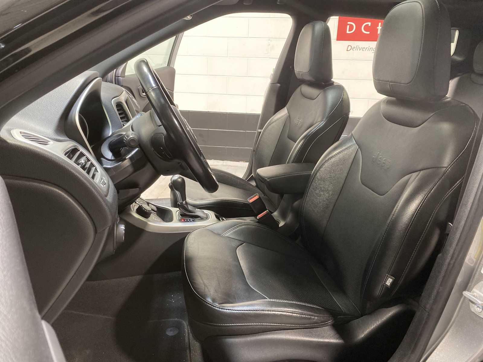 Thumbnail: 2020 Jeep Compass - 11