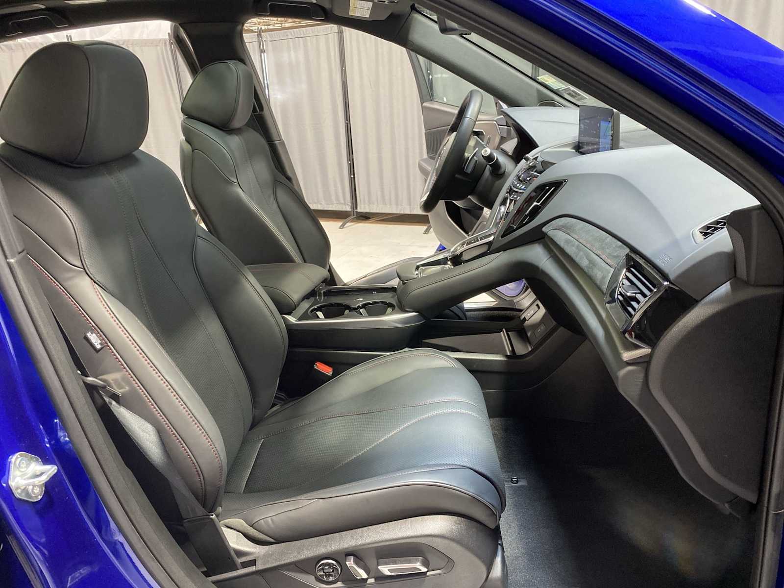 Thumbnail: 2025 Acura RDX - 14