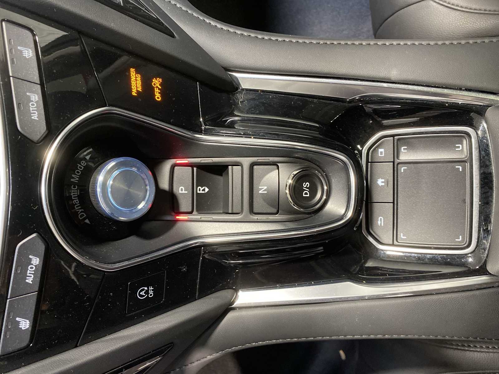 Thumbnail: 2024 Acura RDX - 17