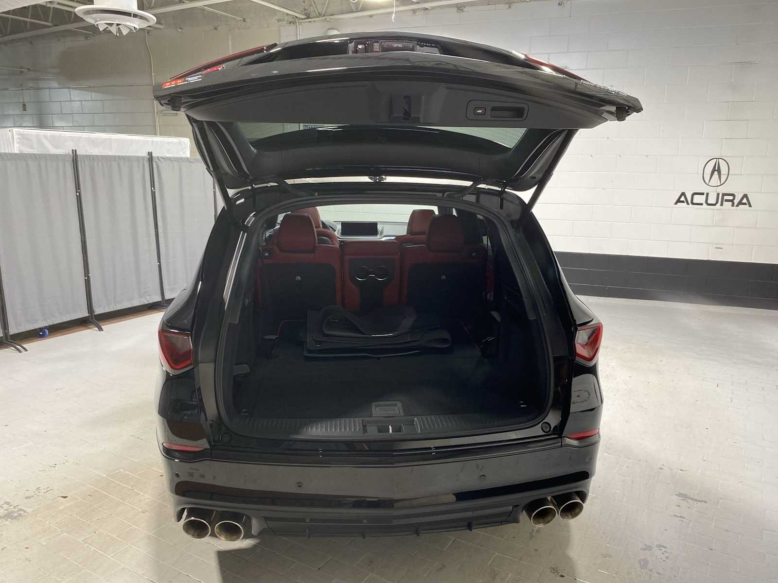 Thumbnail: 2022 Acura MDX - 19