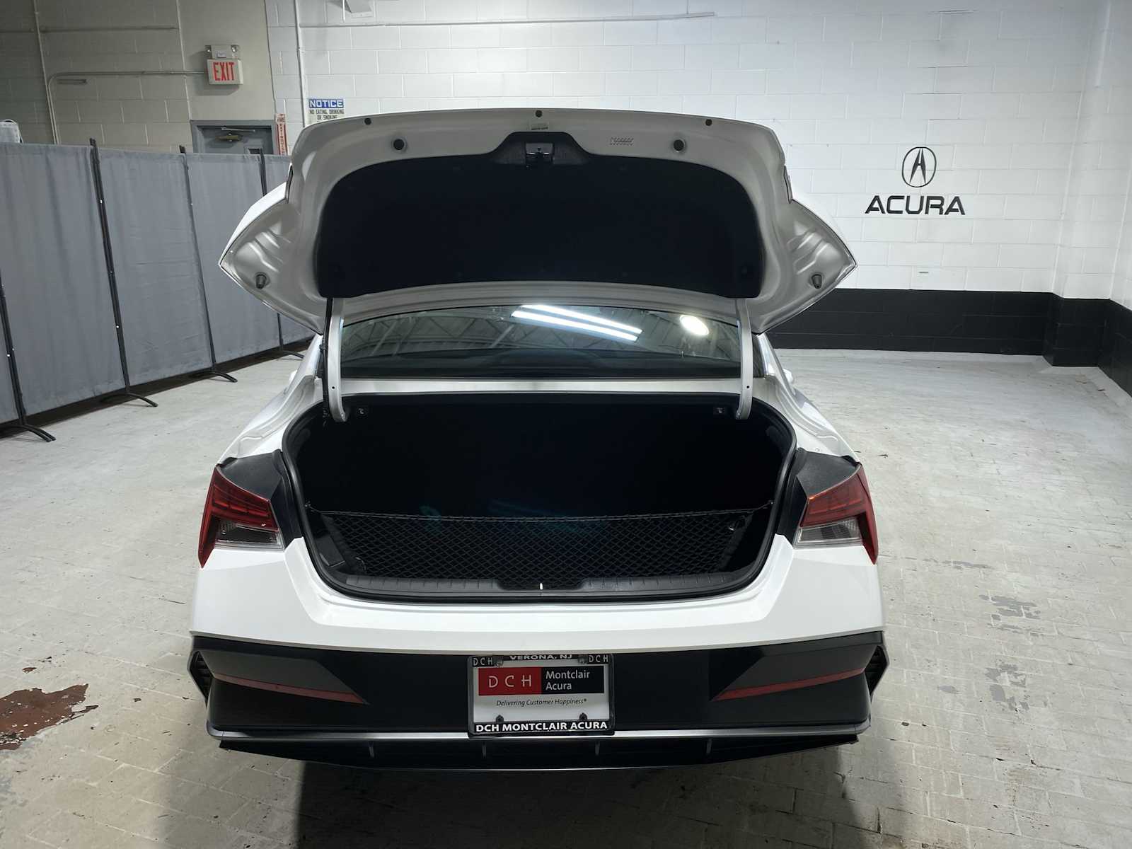 Thumbnail: 2024 Hyundai Elantra - 19