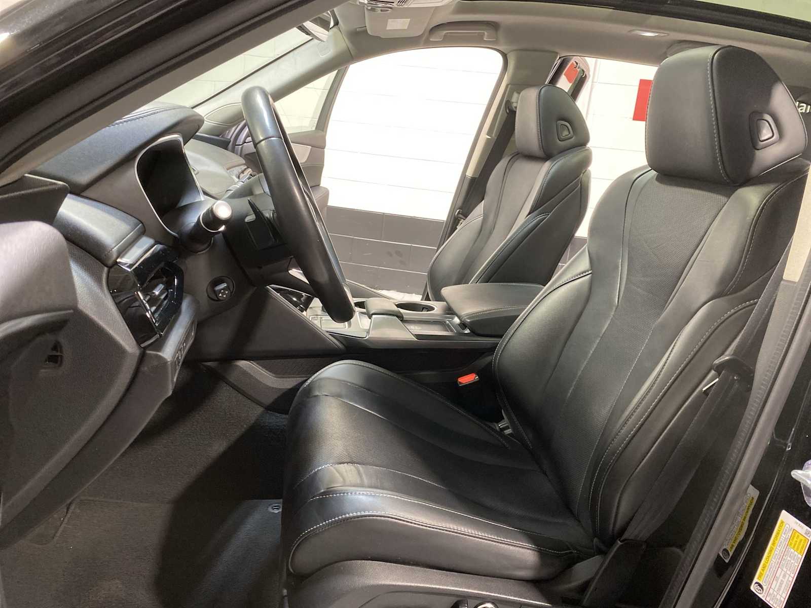 Thumbnail: 2023 Acura MDX - 11