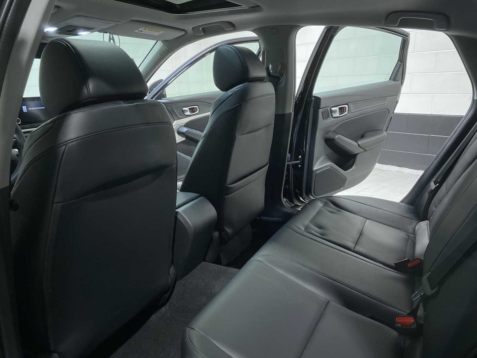 Thumbnail: 2023 Acura Integra - 12