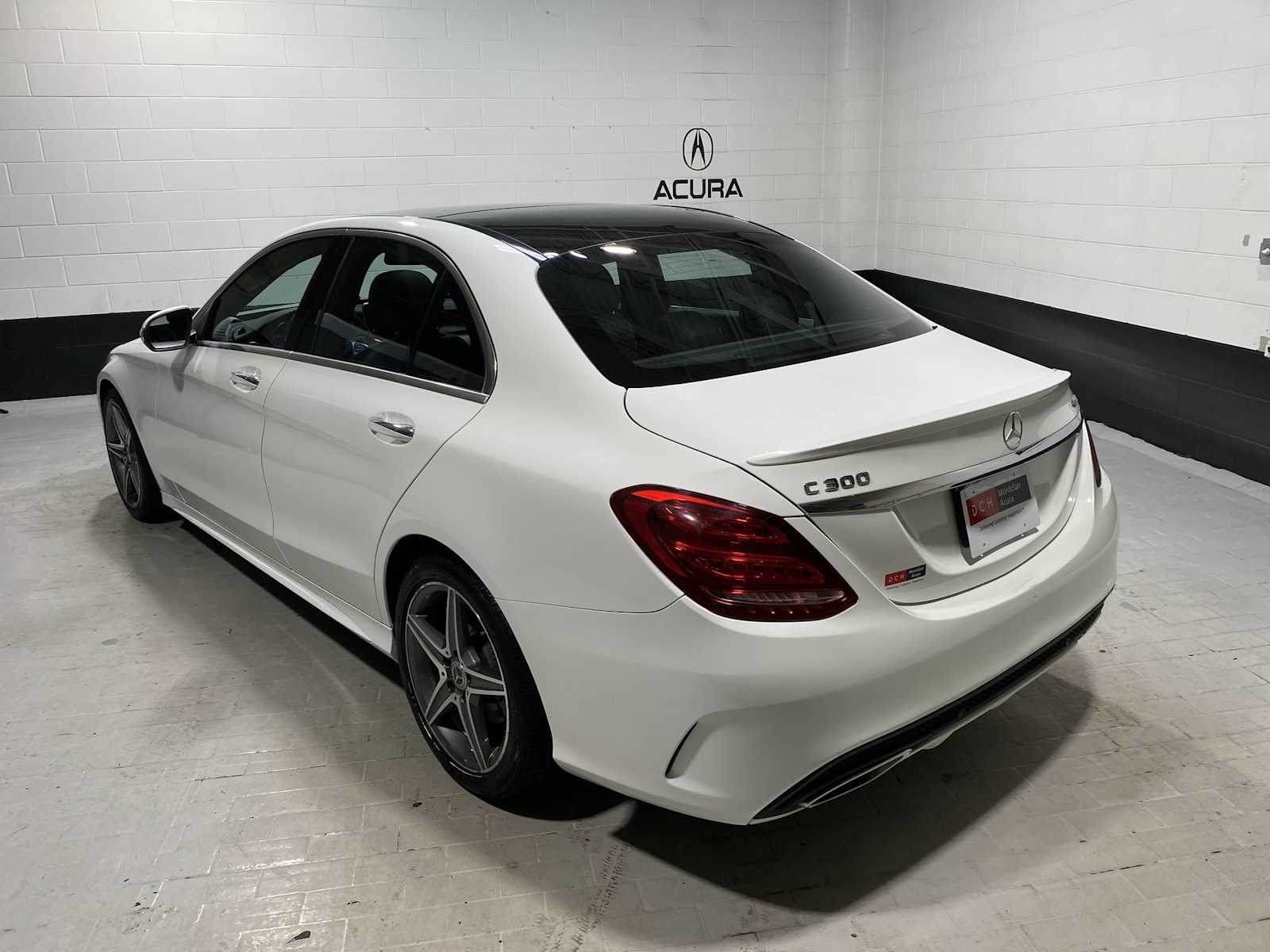 Thumbnail: 2017 Mercedes-Benz C-Class - 4