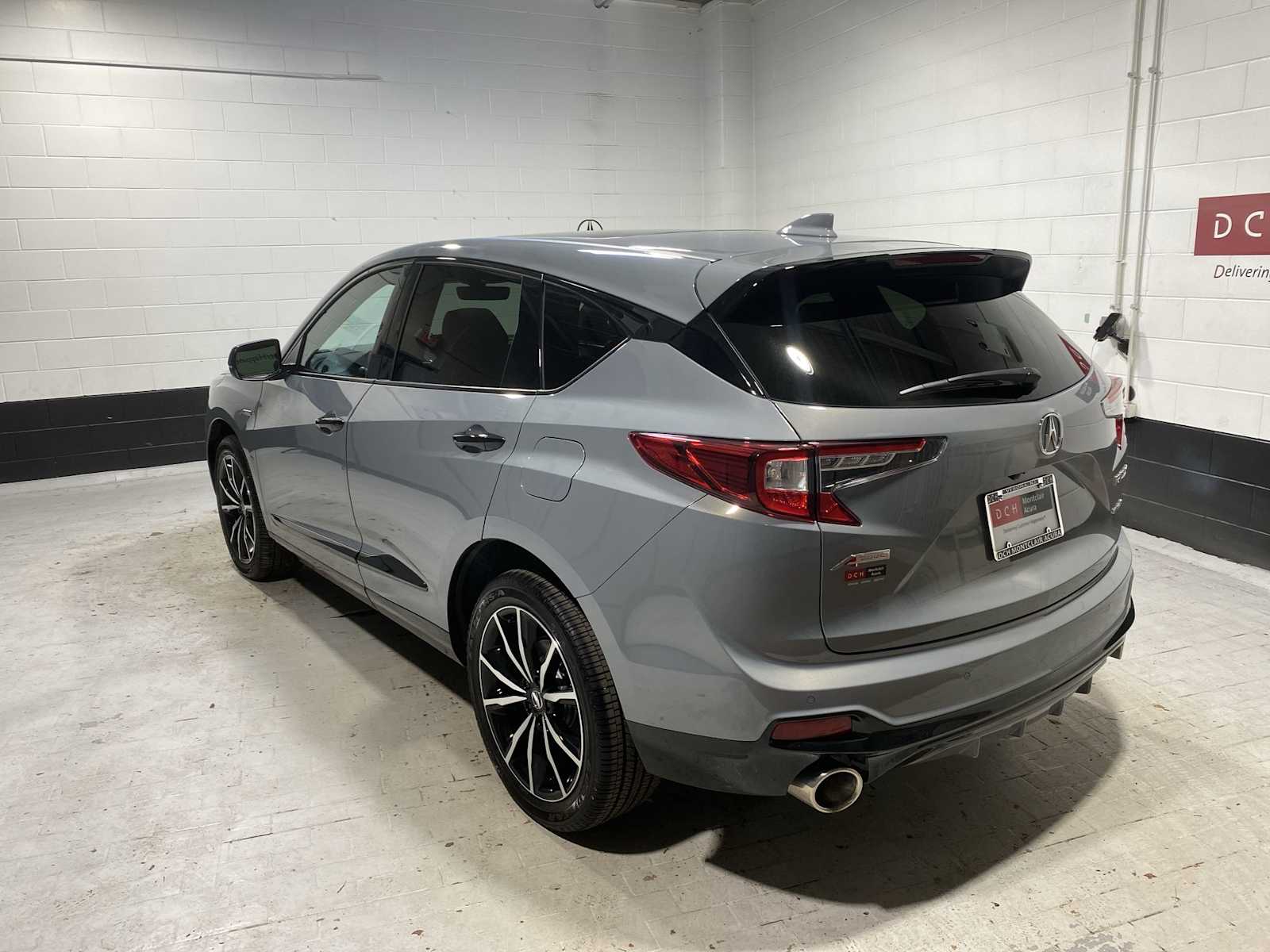 Thumbnail: 2025 Acura RDX - 4