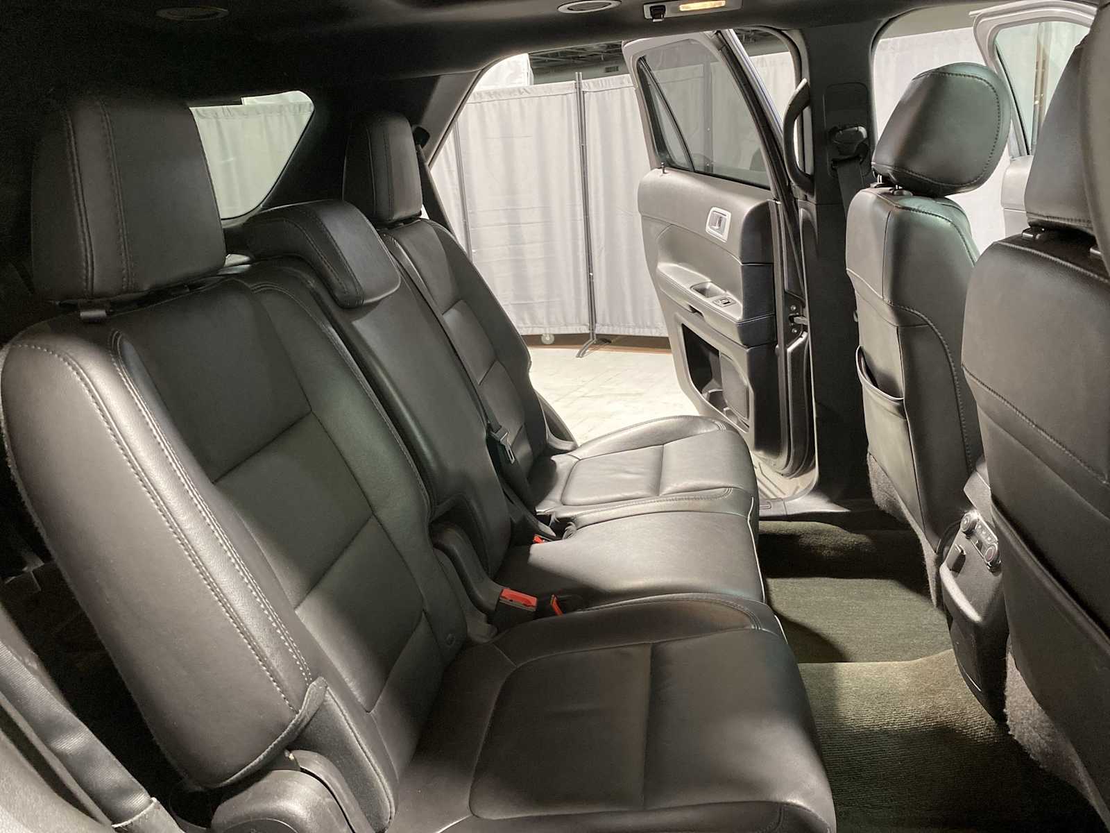 Thumbnail: 2014 Ford Explorer - 13