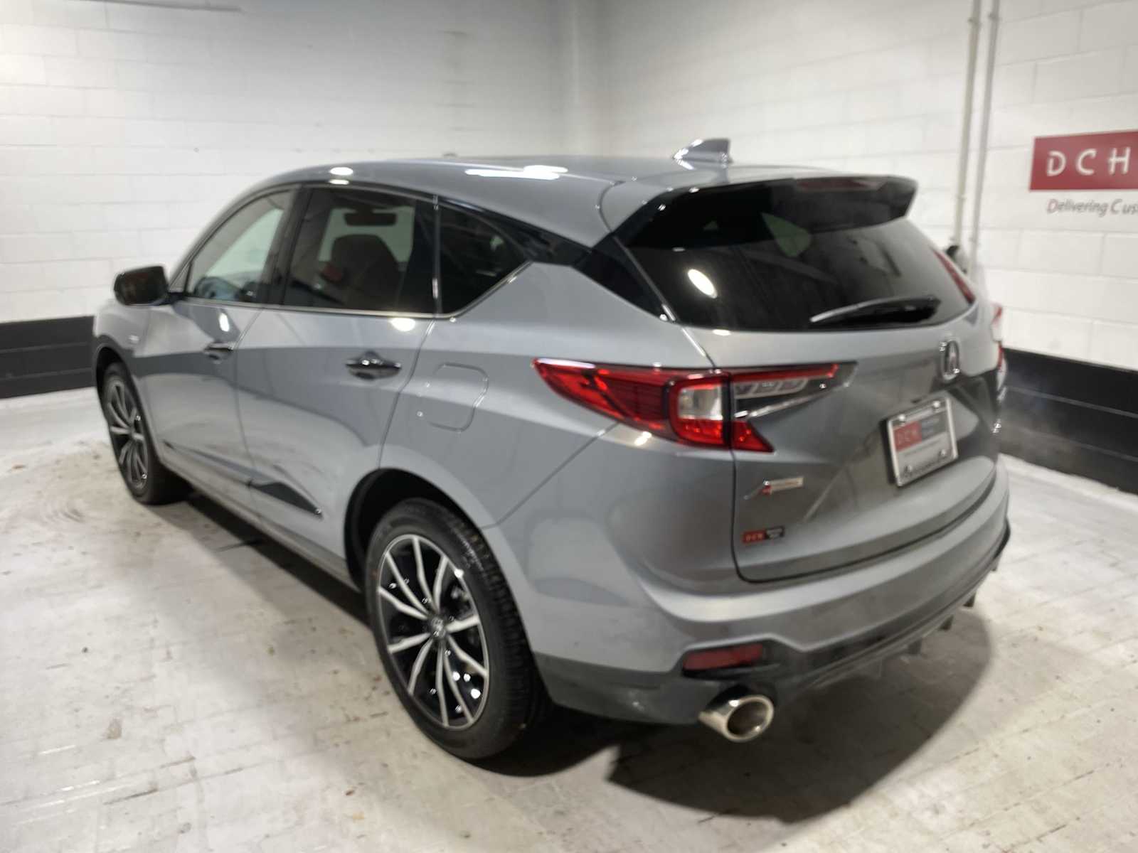 Thumbnail: 2025 Acura RDX - 4