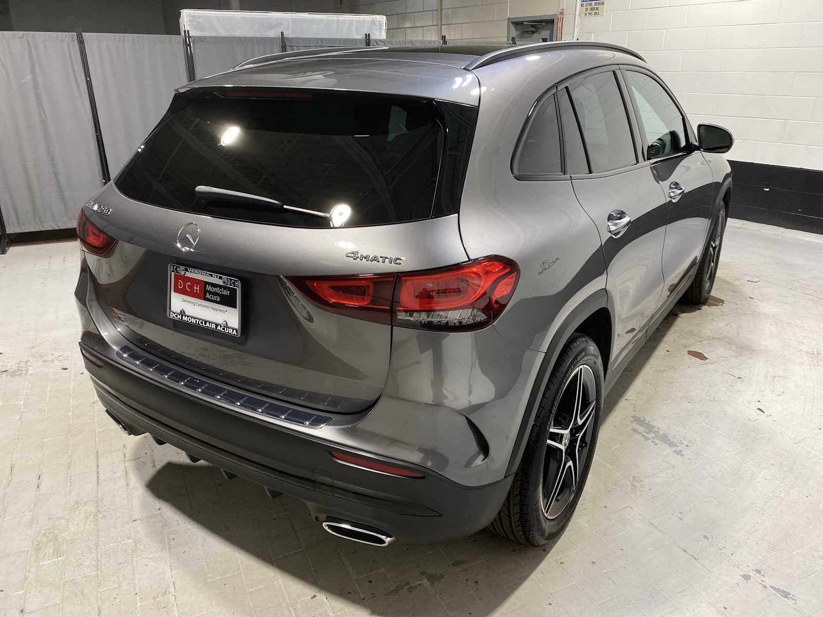 Thumbnail: 2022 Mercedes-Benz GLA - 26