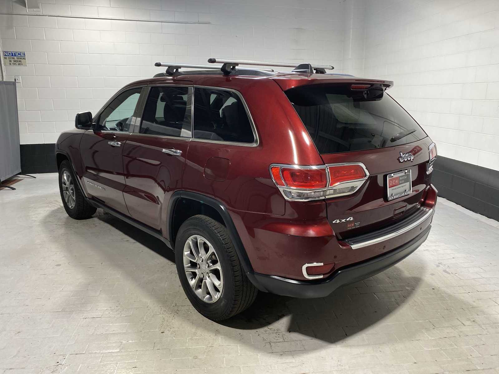 Thumbnail: 2016 Jeep Grand Cherokee - 4